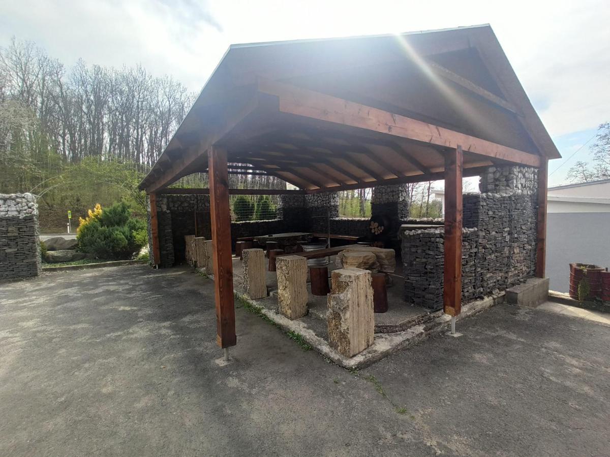 Motel Šofér Volkovce Exterior foto