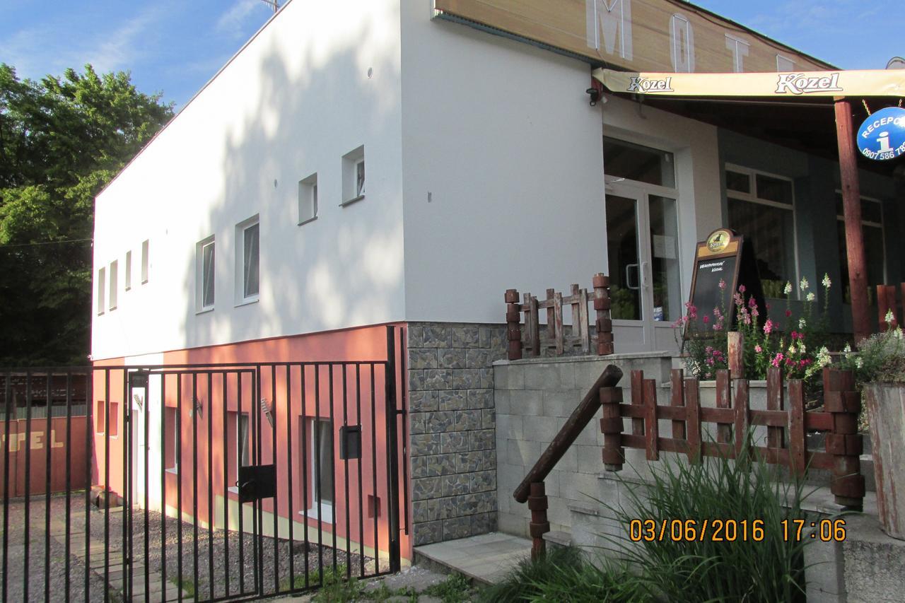 Motel Šofér Volkovce Exterior foto